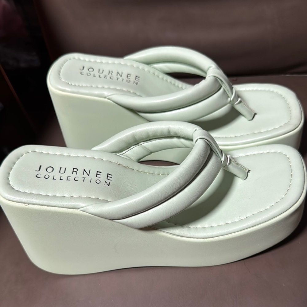 Journee Collection Green Platform Shoes